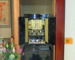 【山形市Y様】孫やひ孫たちも佛様に手を合わせるようになり、一日の報告をしています。