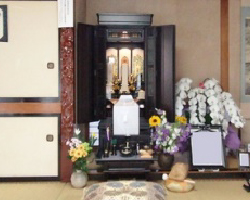 【山形市S様】お父様の人柄やお好みを思い浮かべながら、ご家族で選んだ黒檀のお仏壇