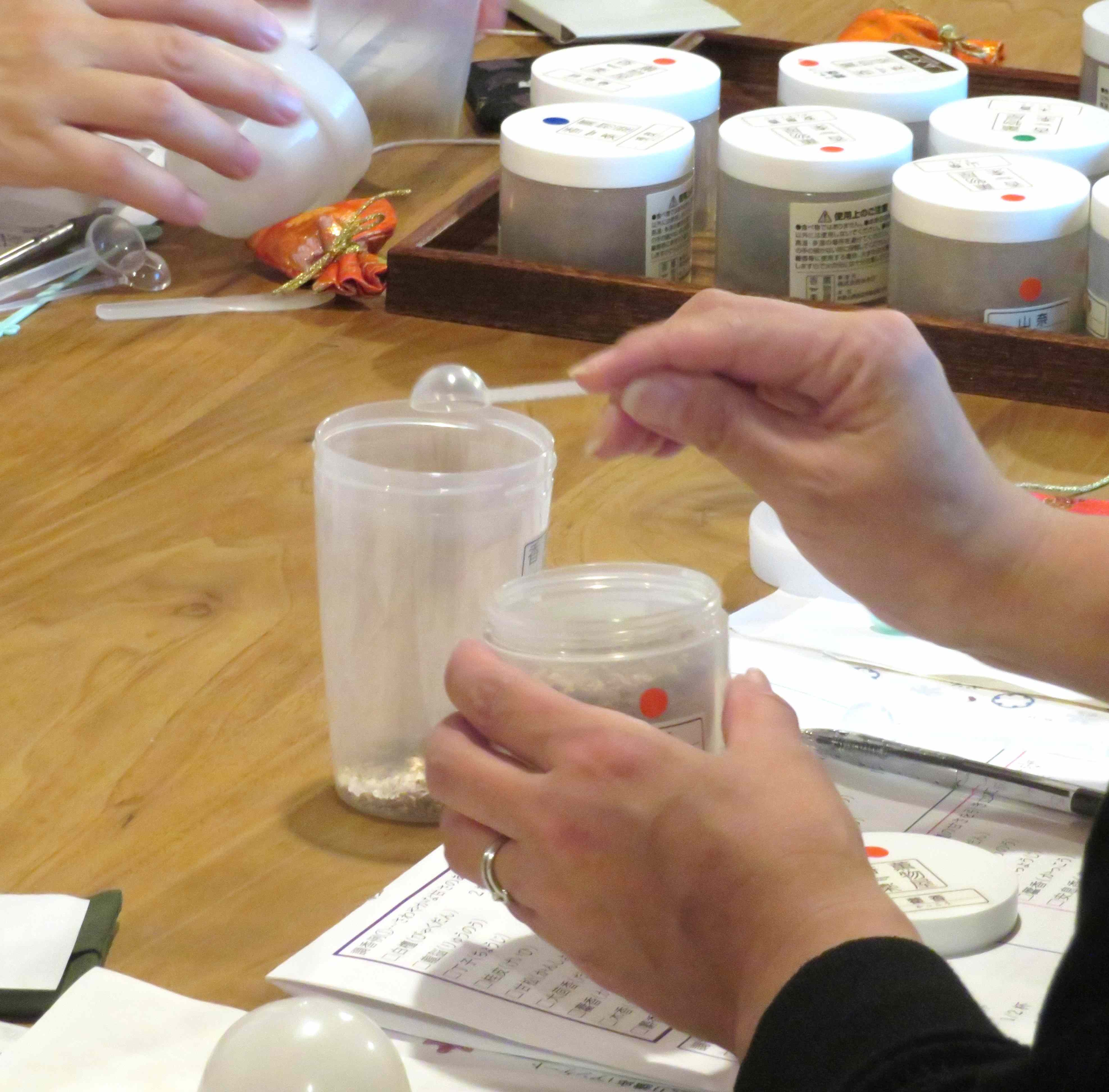 匂袋づくり講座