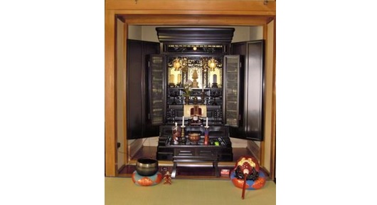 【高畠町S様】お仏壇を買い替えました。仏間にゆったり納まり喜んでおります。