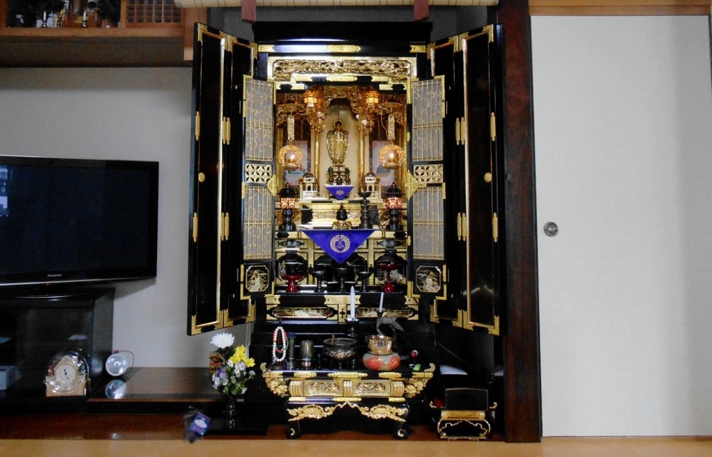 【尾花沢市H様】大病の治癒を、御先祖様へ感謝。感謝の意をこめてお仏壇の修復。